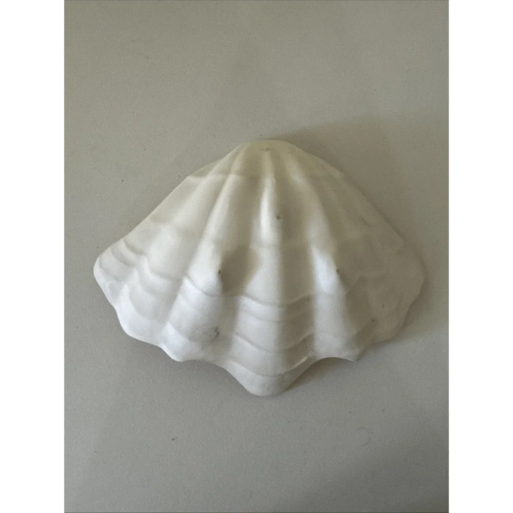 Vintage Iridescent Peach Plastic Sea‎ Shell Bowl - Scalloped Ruffle Dish 70s 10